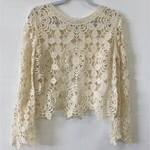 Elegant Cream Lace Top